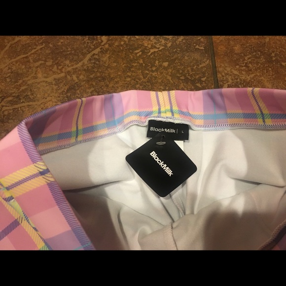 NWT 💕 Blackmilk Tartan Candy Cuffed Pants L - Picture 3 of 3